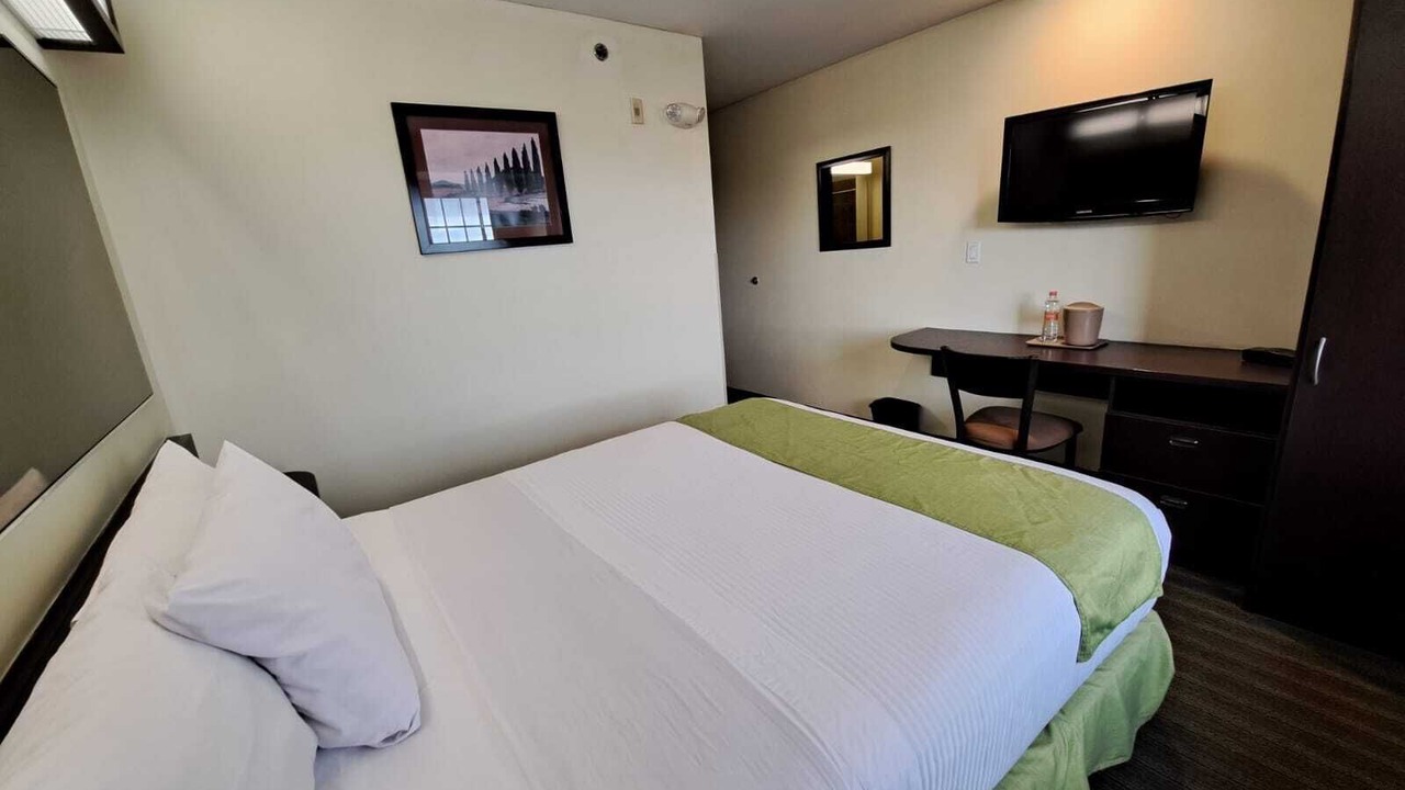 Photo of Bedroom in Toluca