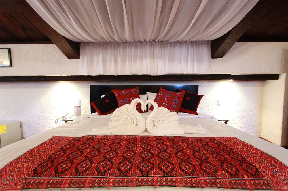 Photo of Bedroom in De La Merced