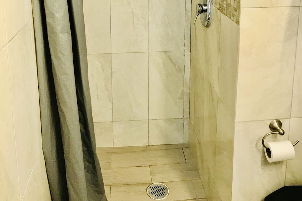 Photo of Bathroom in Downtown Mexico City