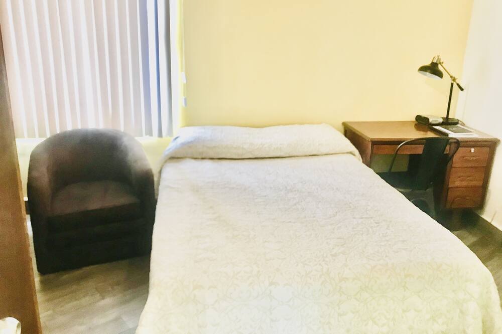 Photo of Bedroom in Downtown Mexico City
