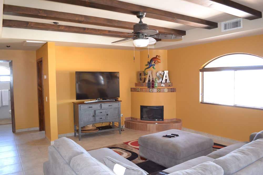 Photo of Livingroom in El Dorado Ranch