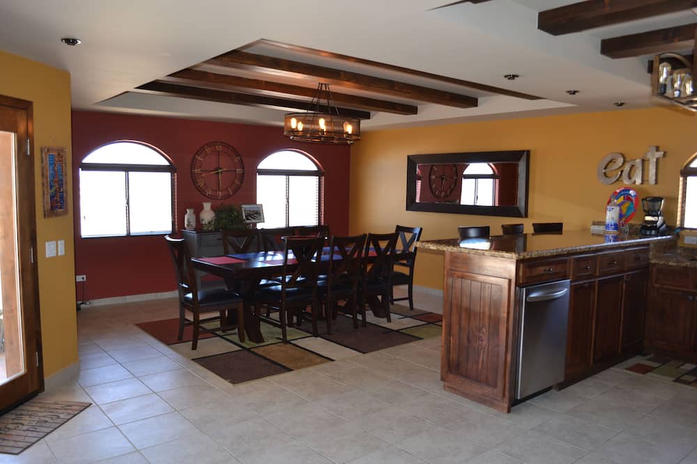 Photo of Bedroom in El Dorado Ranch