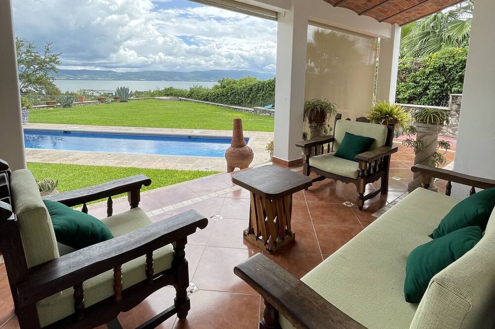 Photo of Patio Balcony in Raquet Club