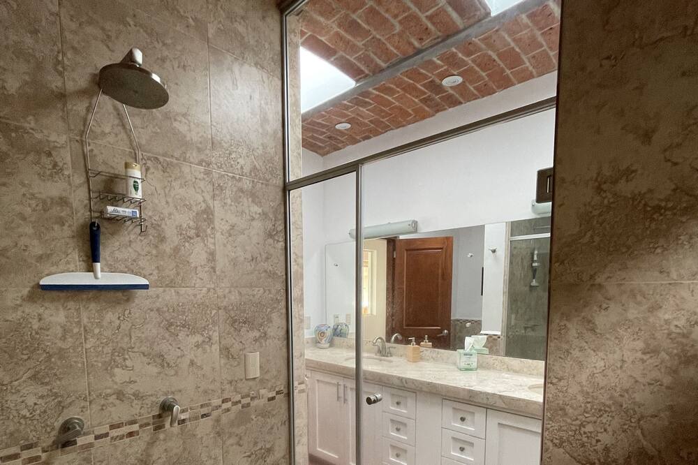 Photo of Bathroom in Raquet Club