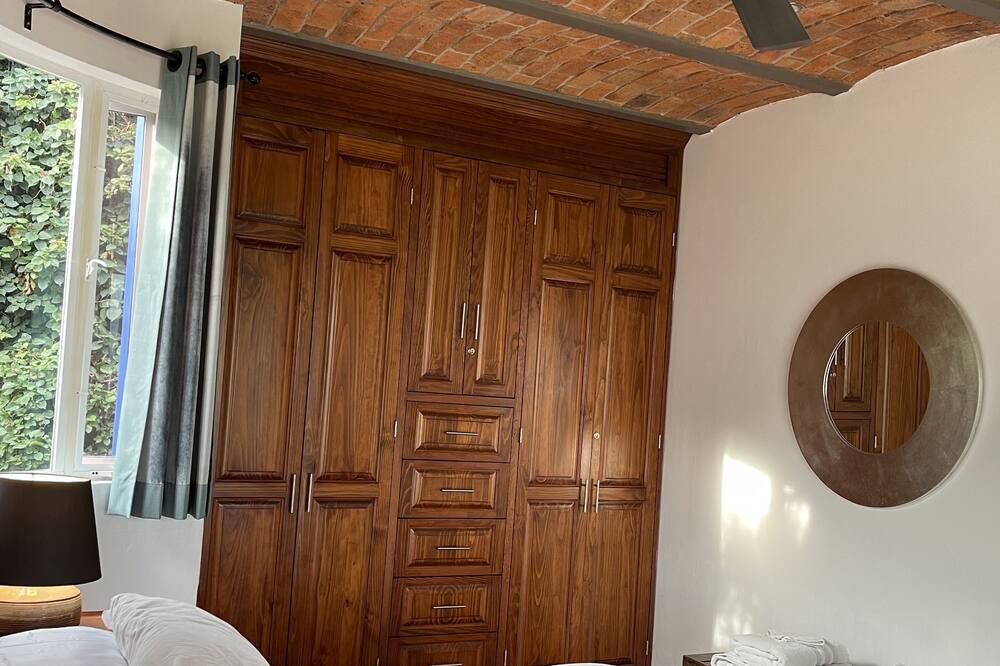 Photo of Bedroom in Raquet Club
