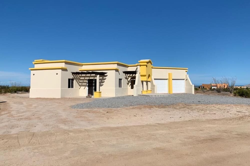 Photo of Outdoor in El Dorado Ranch