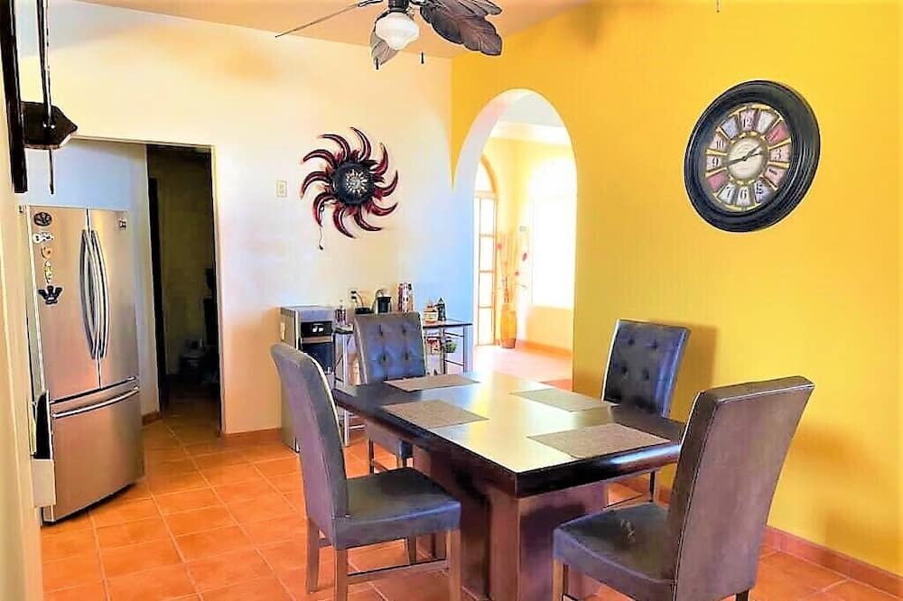 Photo of Kitchen in El Dorado Ranch