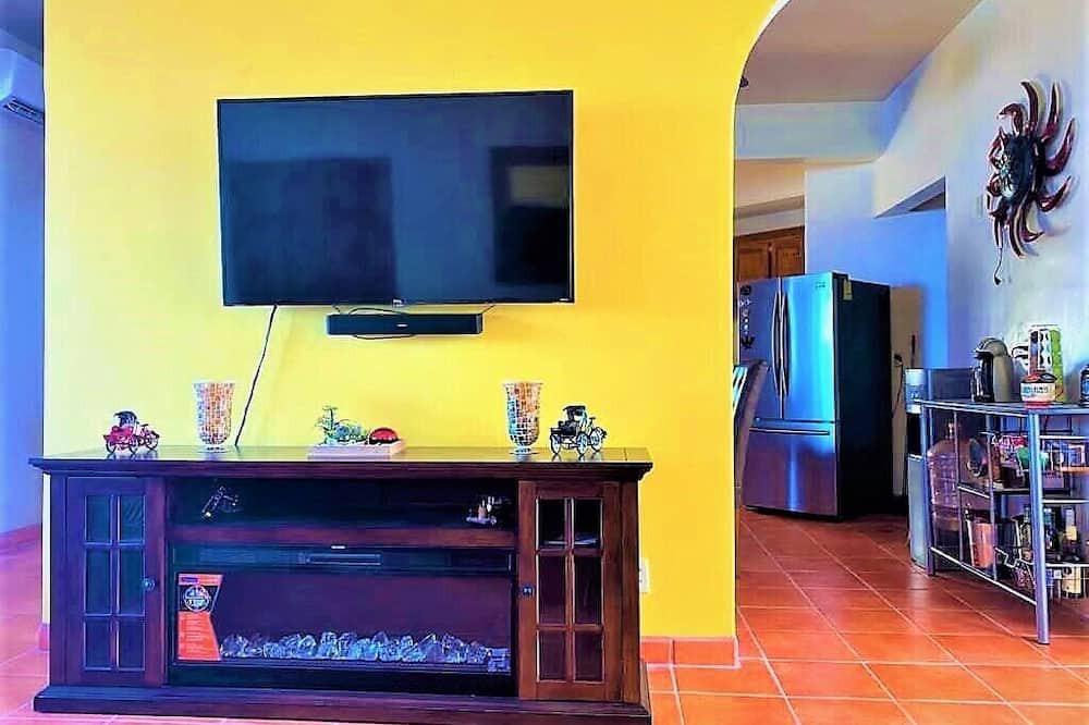 Photo of Livingroom in El Dorado Ranch