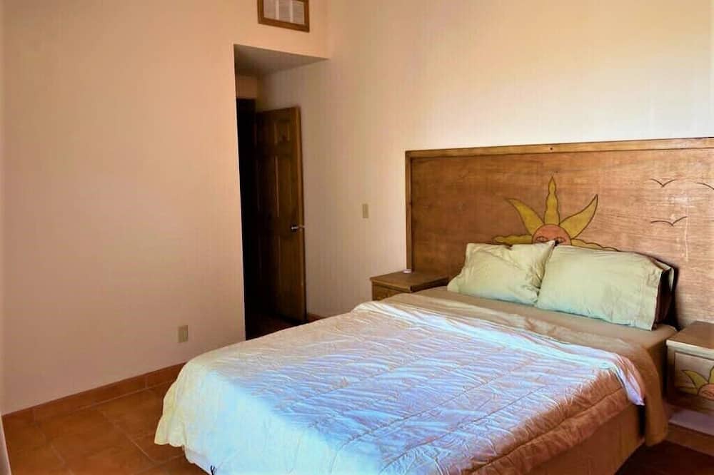 Photo of Bedroom in El Dorado Ranch