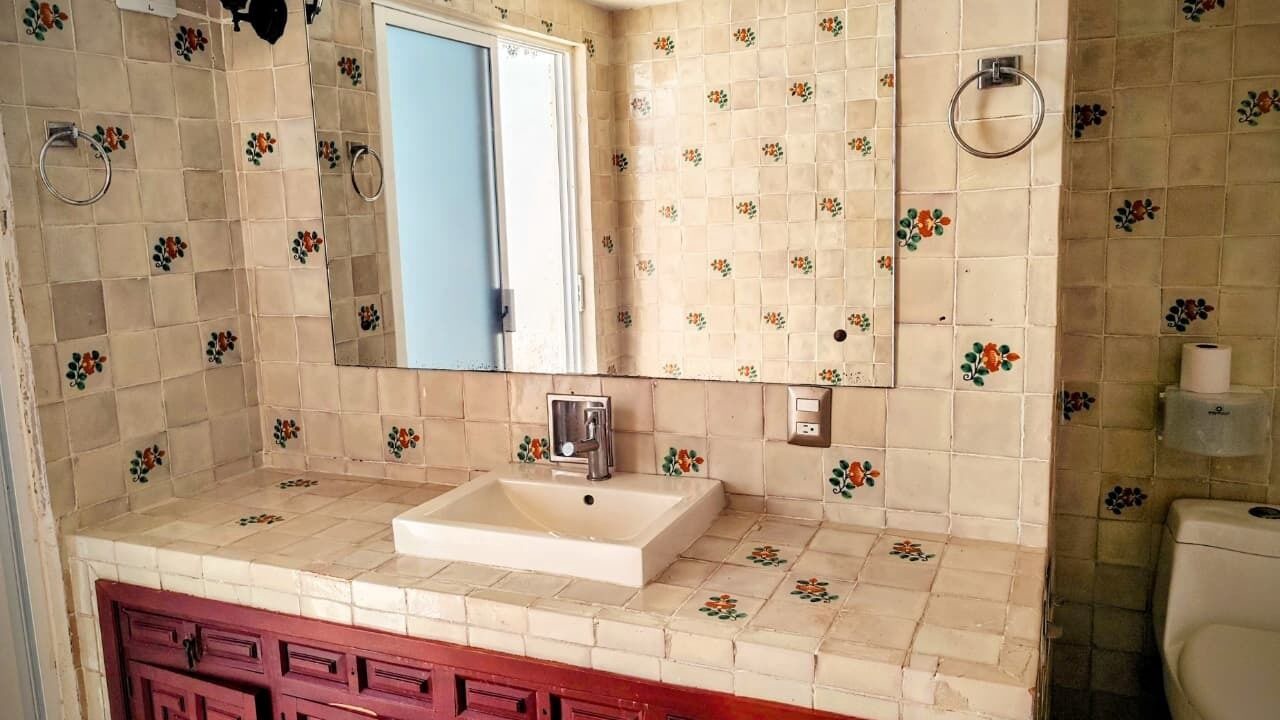 Photo of Bathroom in Central Cuernavaca