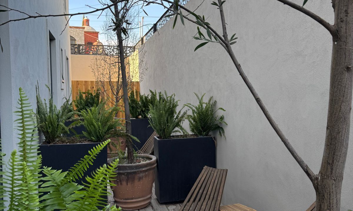 Photo of Patio Balcony in Bernal