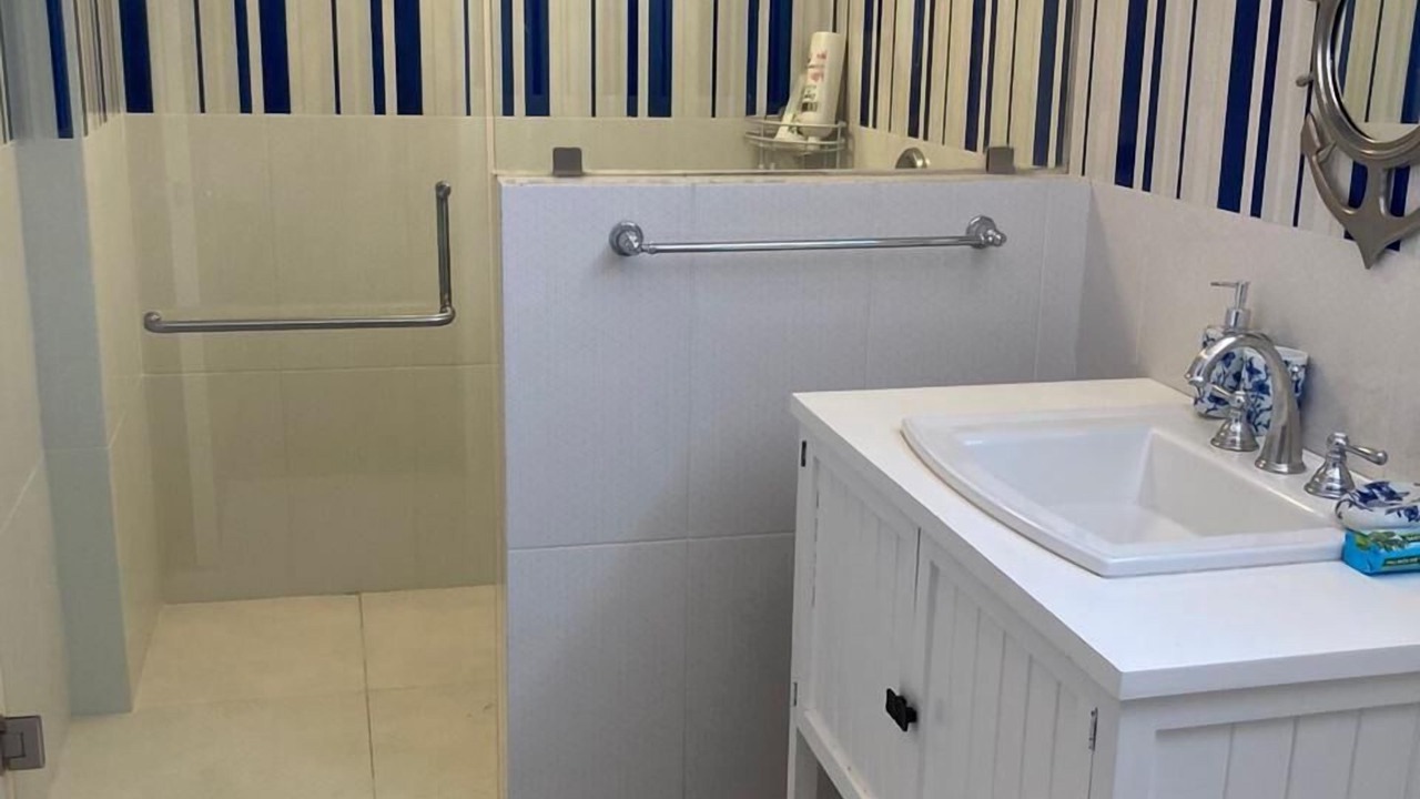 Photo of Bathroom in Leon