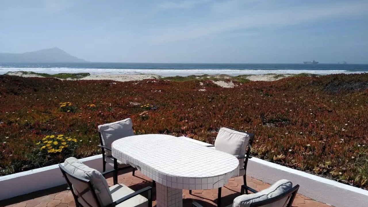 Photo of Outdoor in Baja Cove Beach