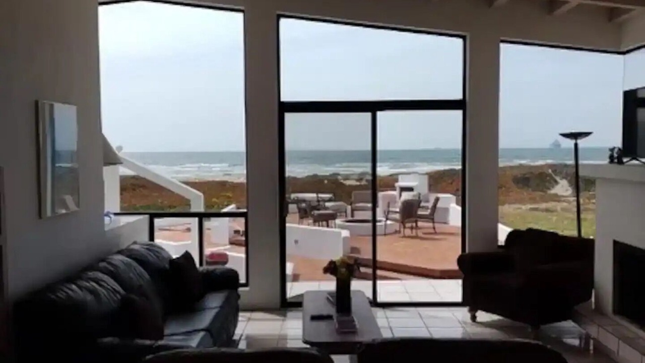 Photo of Outdoor in Baja Cove Beach