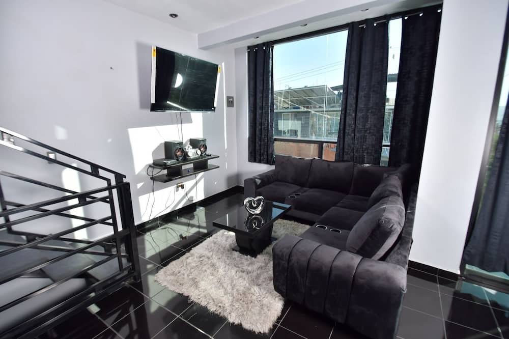 Photo of Livingroom in San Juan Cosala