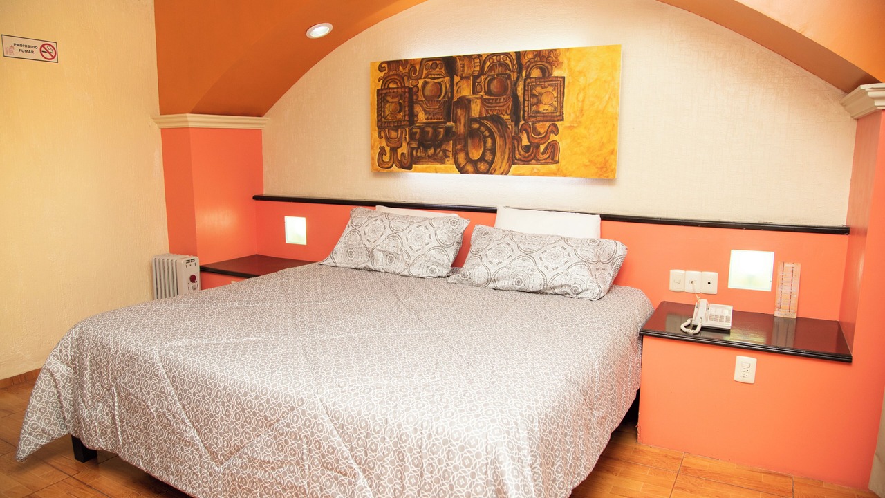 Photo of Bedroom in De La Merced