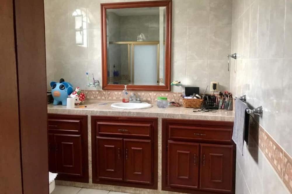 Photo of Bathroom in La Barca