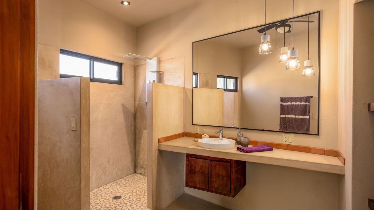 Photo of Bathroom in Los Barriles