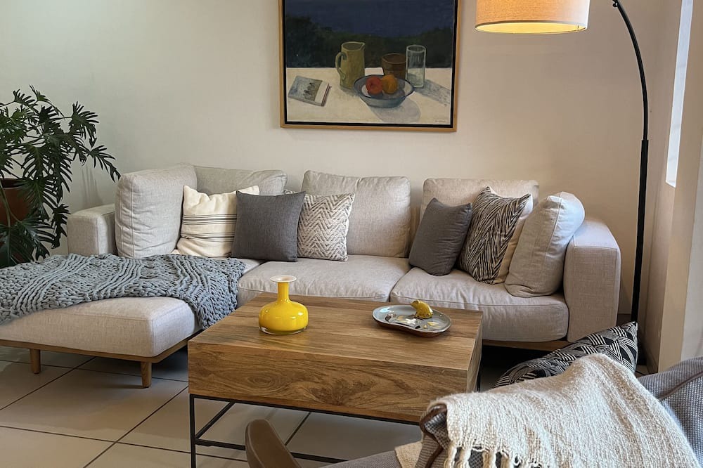 Photo of Livingroom in San Juan Cosala