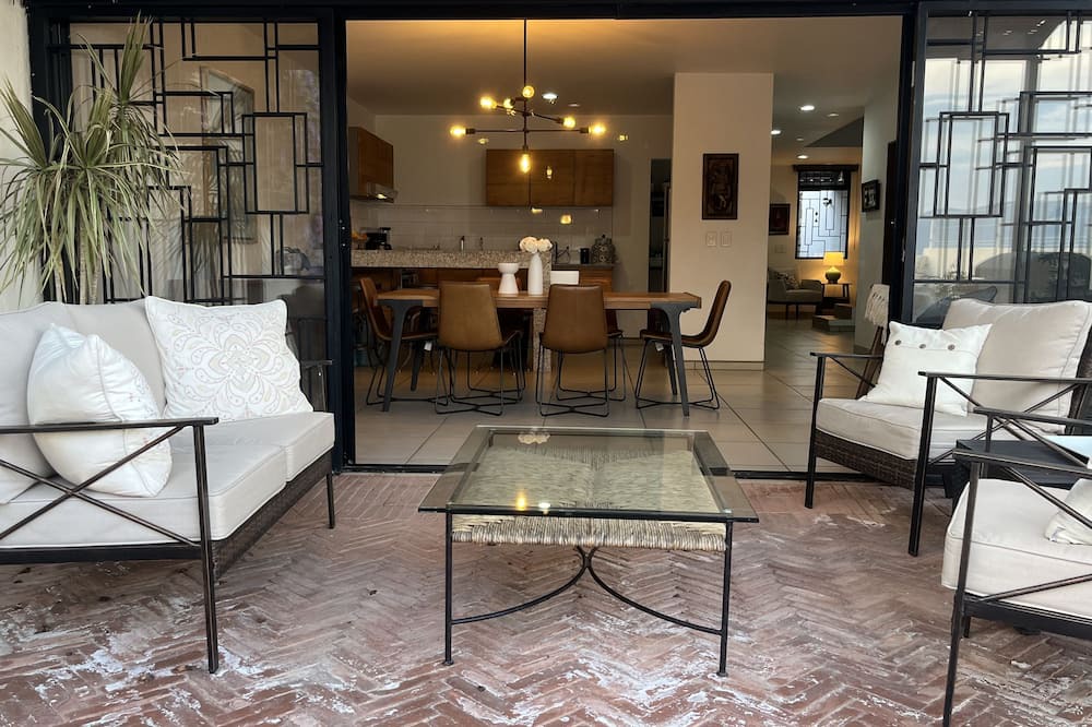 Photo of Livingroom in San Juan Cosala