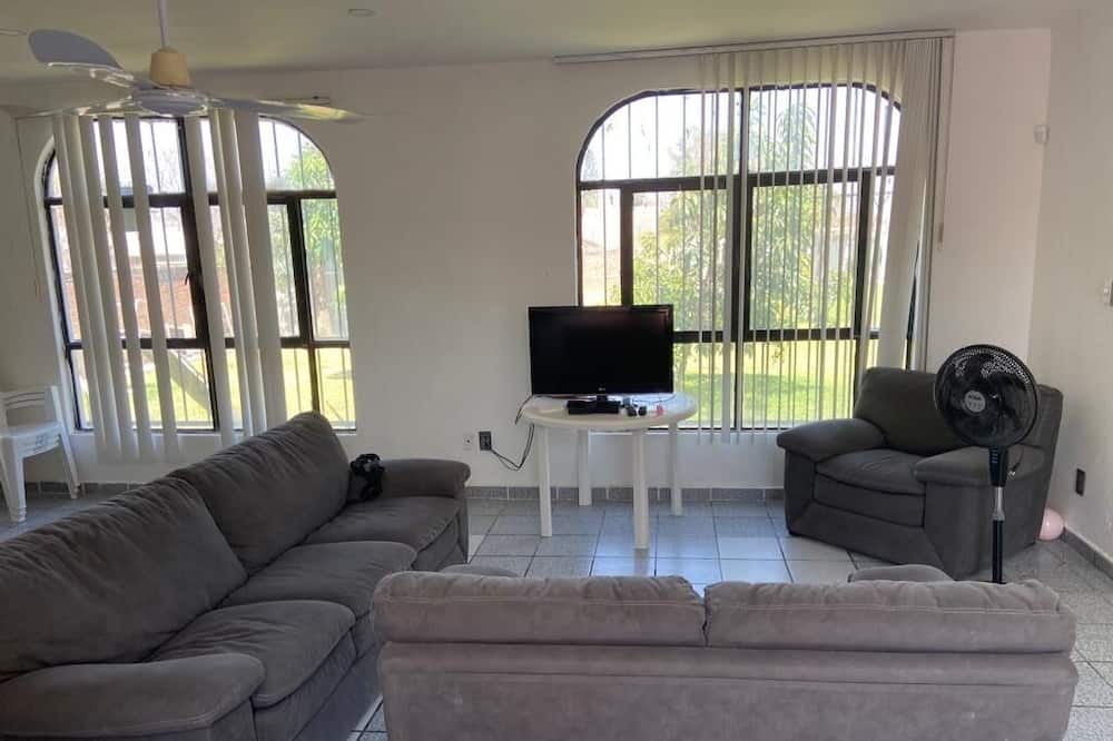 Photo of Livingroom in Ayala