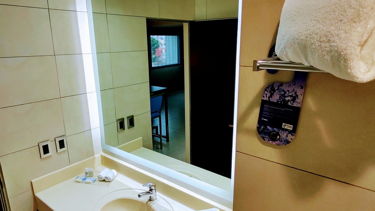 Photo of Bathroom in Downtown Mexico City