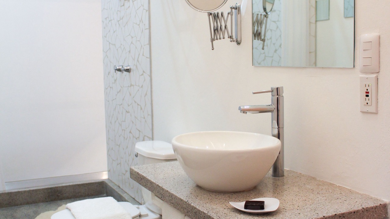 Photo of Bathroom in San Jeronimo Tlacochahuaya