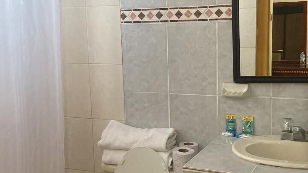Photo of Bathroom in Tampico