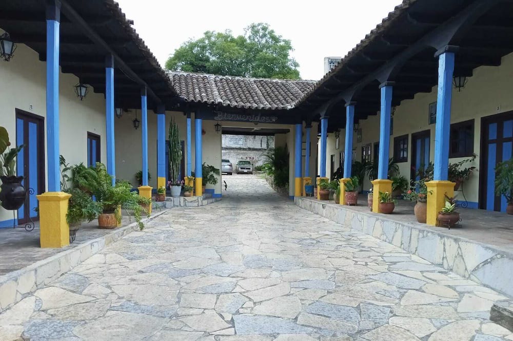 Photo of Patio Balcony in Comitan de Dominguez