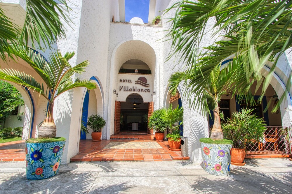 Photo of Outdoor in R