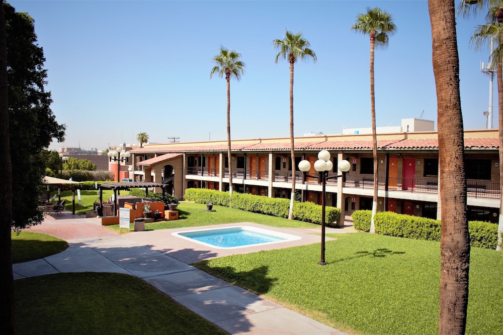 Photo of Outdoor in Civic Center