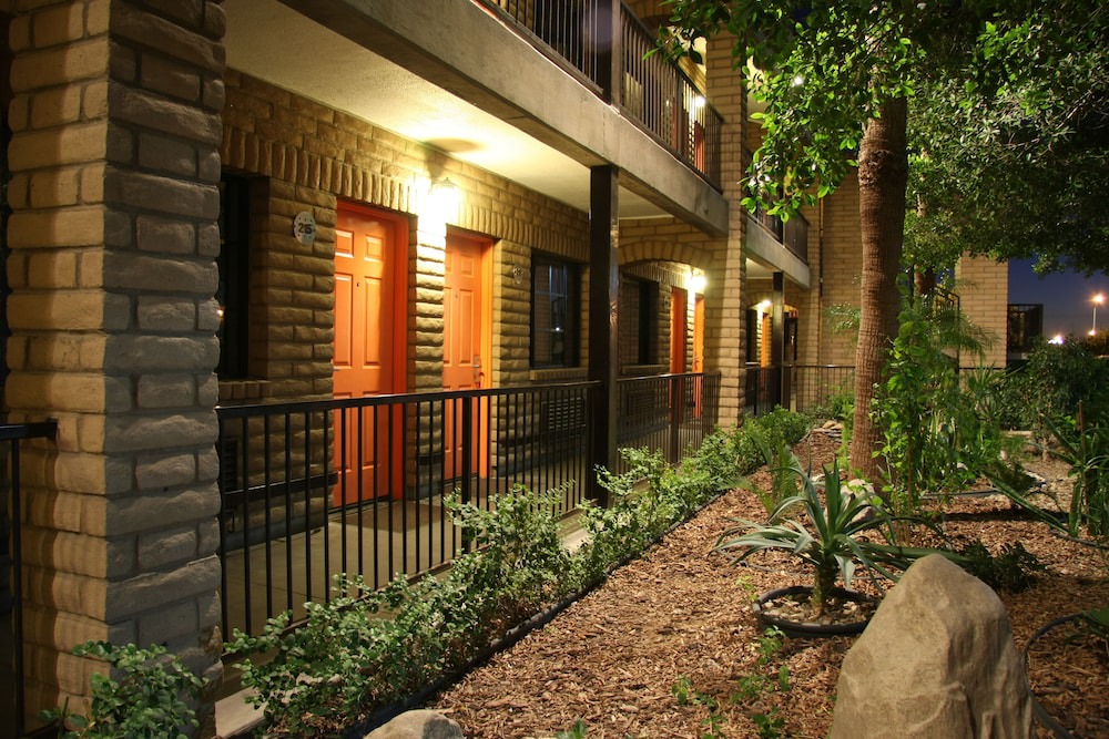 Photo of Outdoor in Civic Center