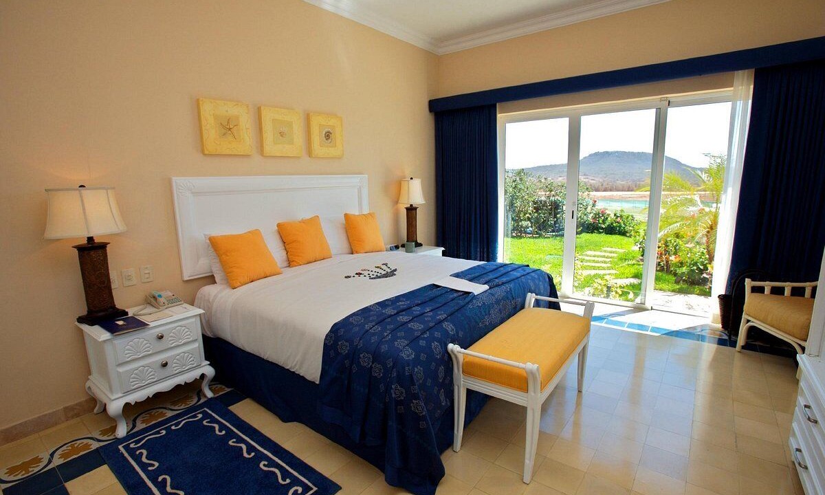 Photo of Bedroom in Cerritos