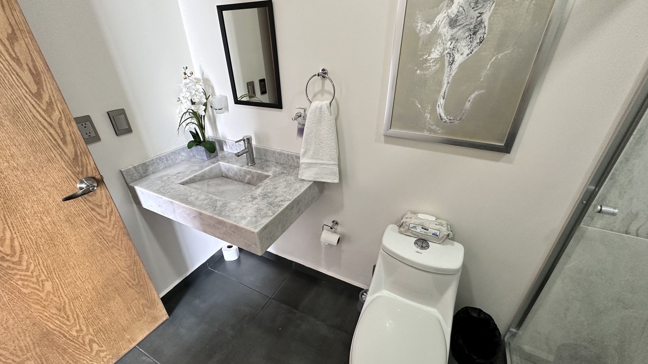 Photo of Bathroom in Balcones de Loma Linda