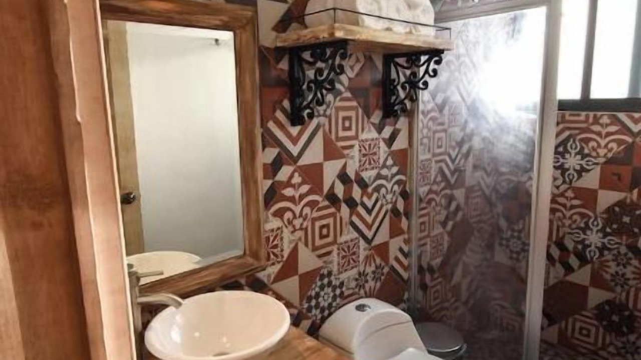 Photo of Bathroom in Teotihuacan Centro