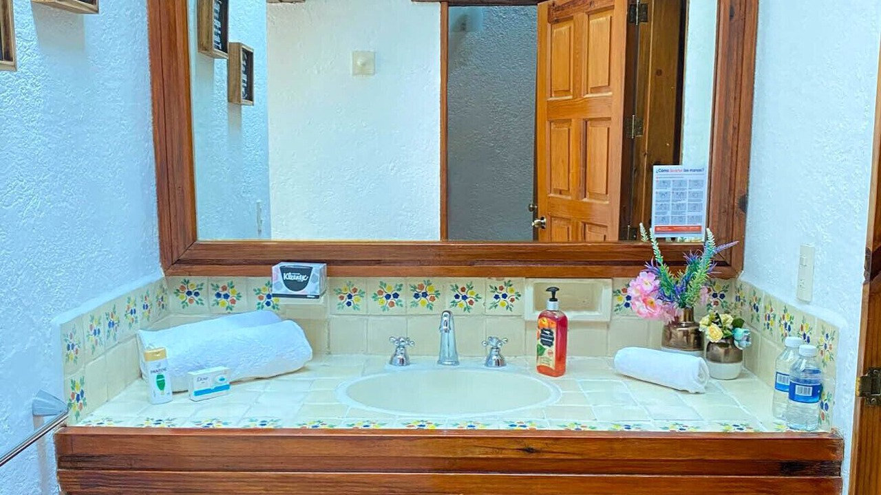 Photo of Bathroom in Balcones