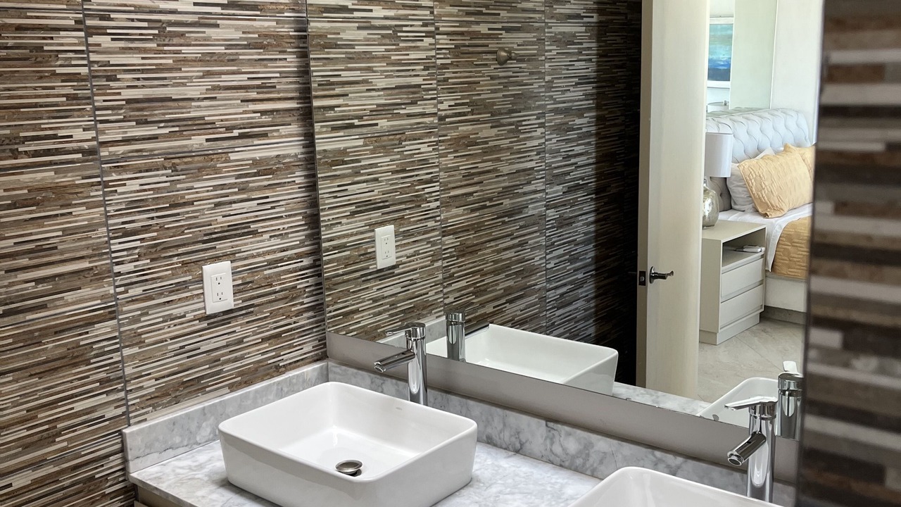 Photo of Bathroom in Lomas de Costa Azul