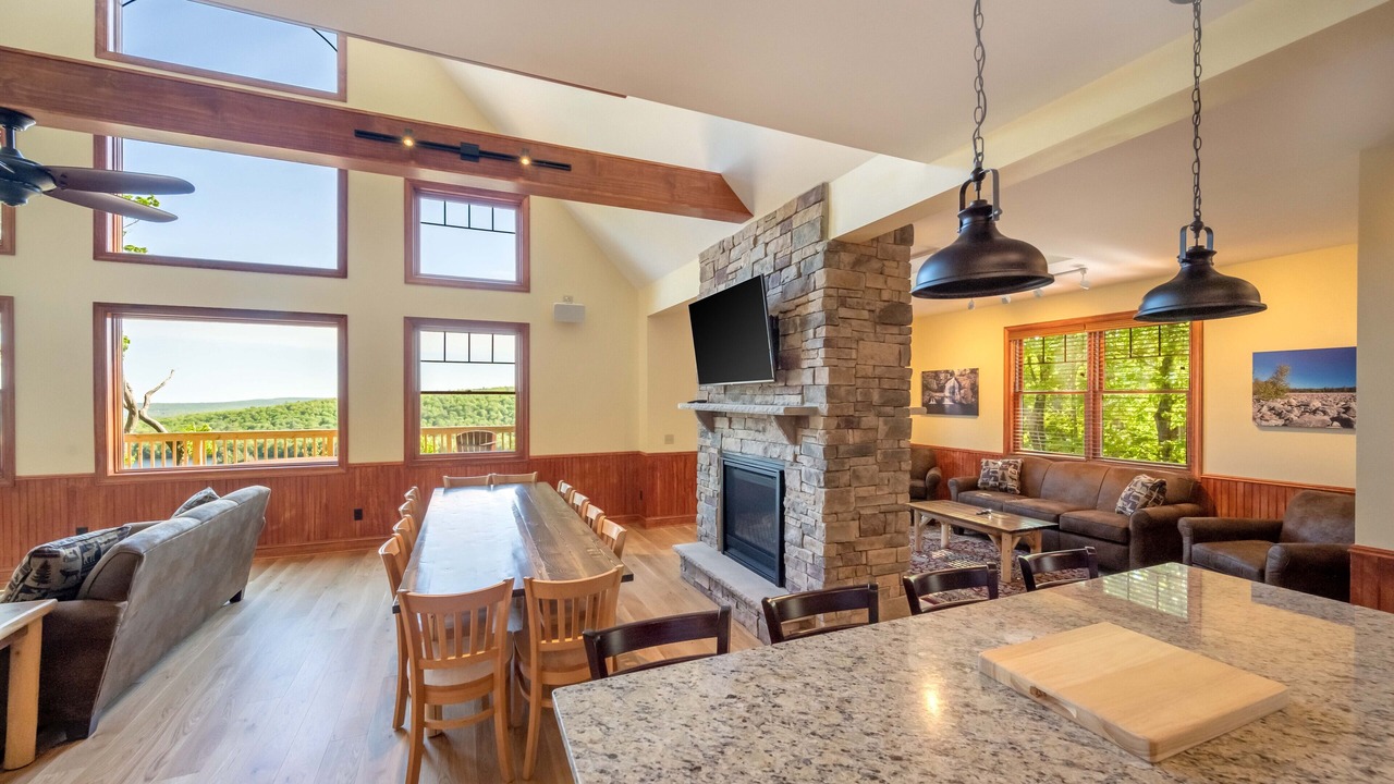 Photo of Livingroom in Lake Harmony Estates