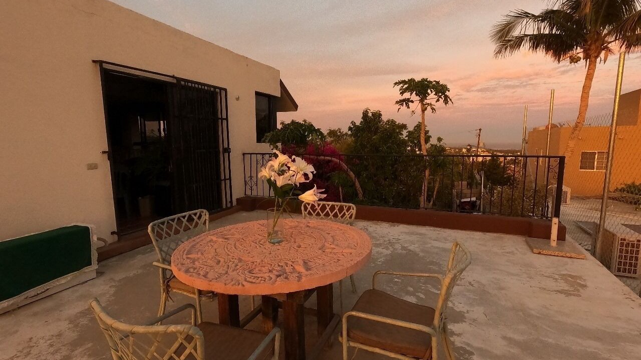 Photo of Outdoor in Mauricio Castro