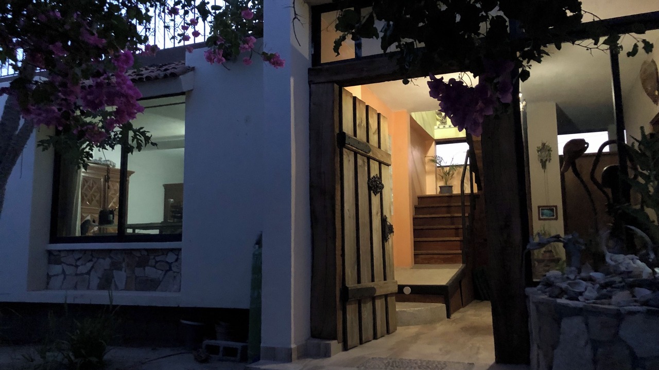 Photo of Others in Mauricio Castro