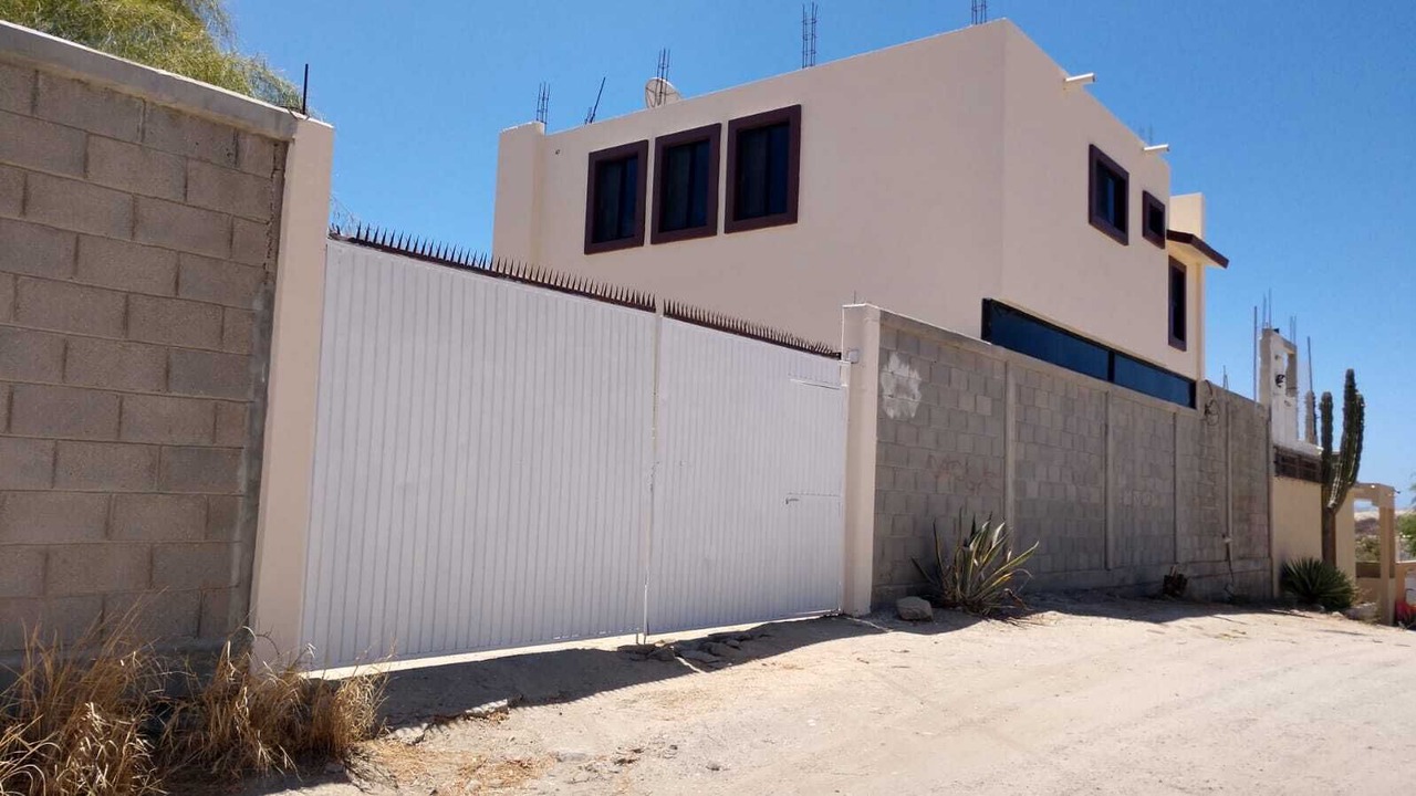 Photo of Others in Mauricio Castro