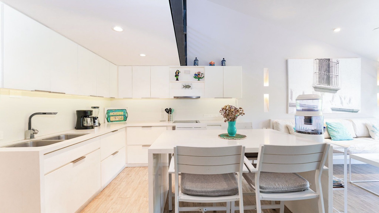 Photo of Kitchen in R