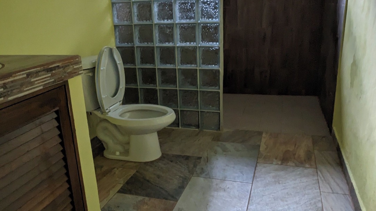 Photo of Bathroom in Colonia 10 De Abril