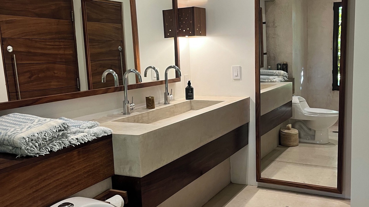 Photo of Bathroom in Cerritos