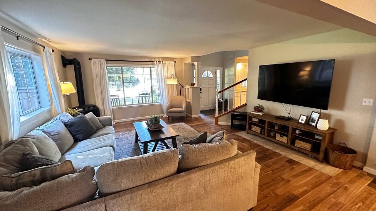 Photo of Livingroom in Chico
