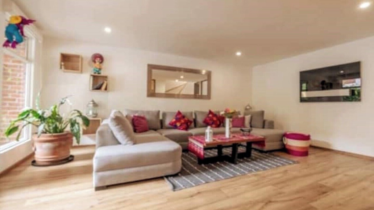 Photo of Livingroom in Altavista