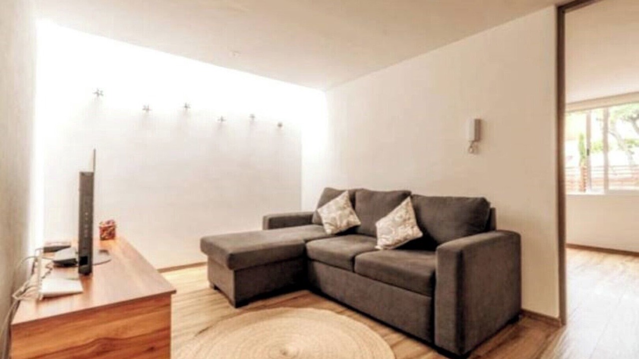 Photo of Livingroom in Altavista