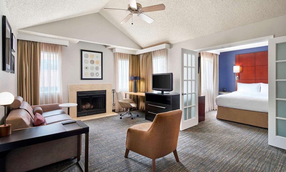Photo of Livingroom in Parole