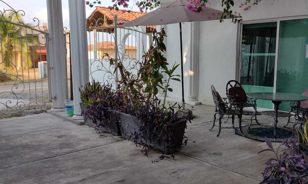 Photo of Patio Balcony in Petacalco