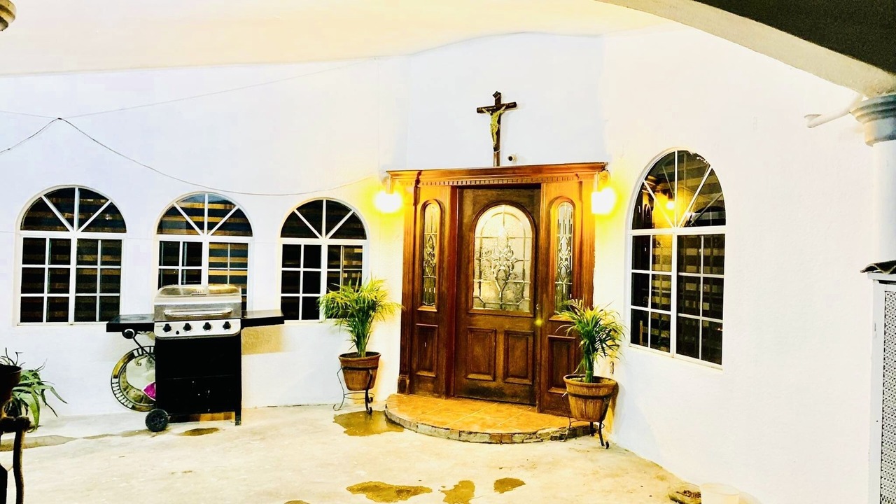 Photo of Patio Balcony in Los Arcos
